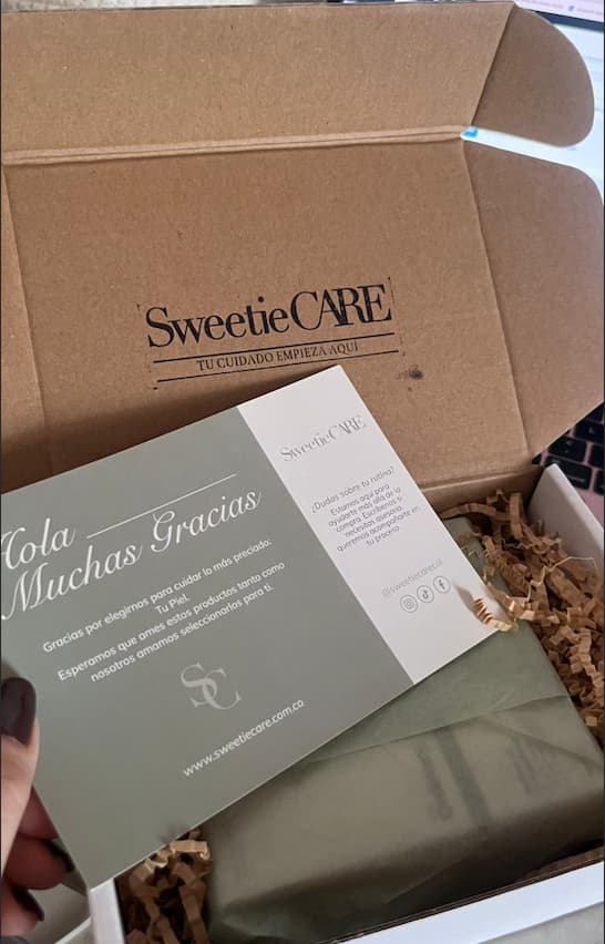 Unboxing de un pedido SweetieCARE